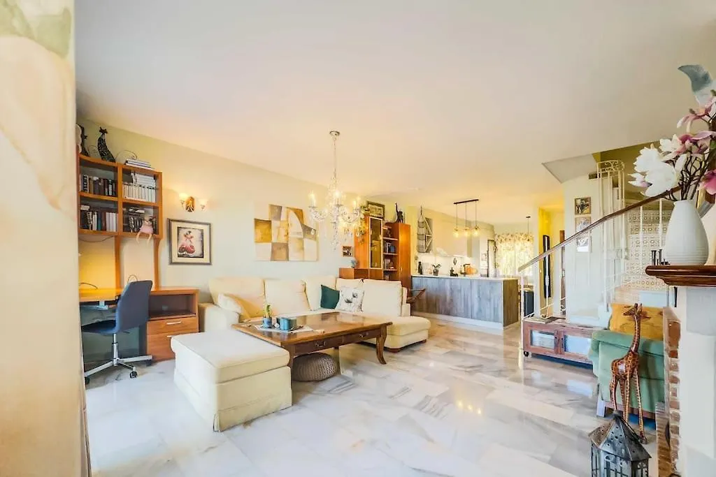 105 - Duplex Apartment With Views, Benalmádena