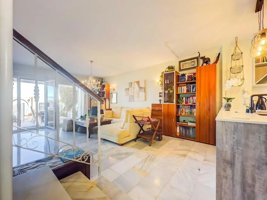 105 - Duplex Apartment With Views, Benalmádena