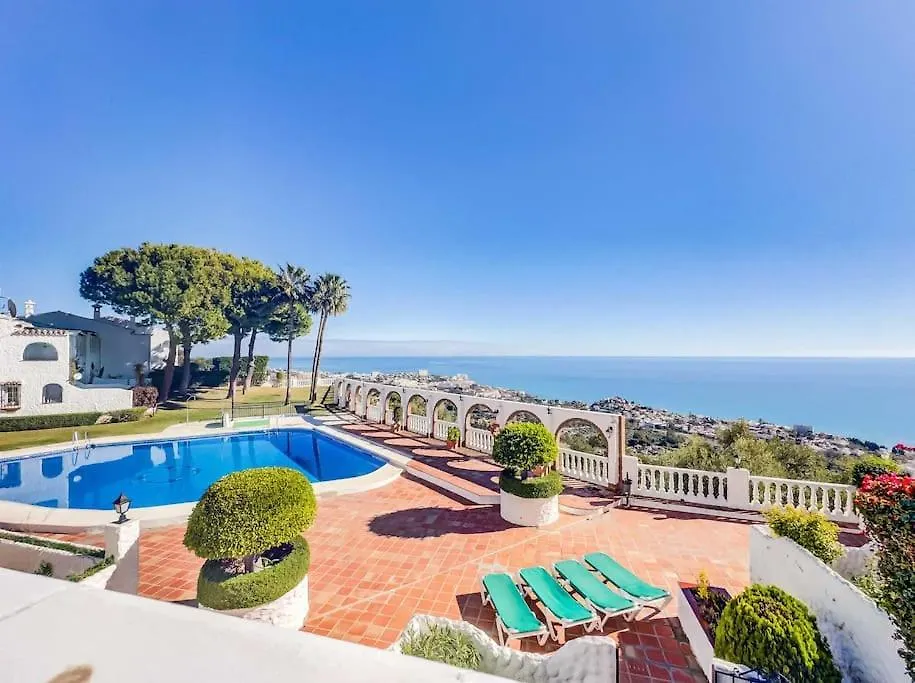 105 - Duplex Apartment With Views, Benalmádena
