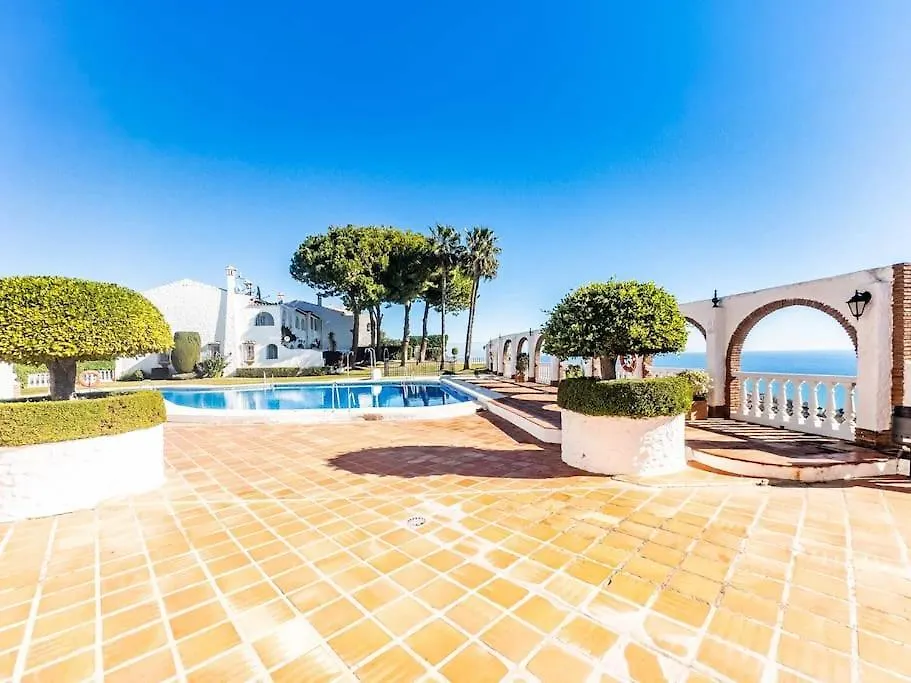 105 - Duplex Apartment With Views, Benalmádena